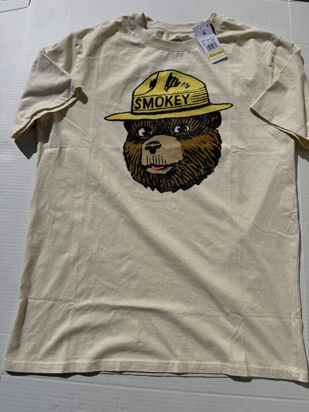 Smokey Men’s Medium cream shirt NWOT